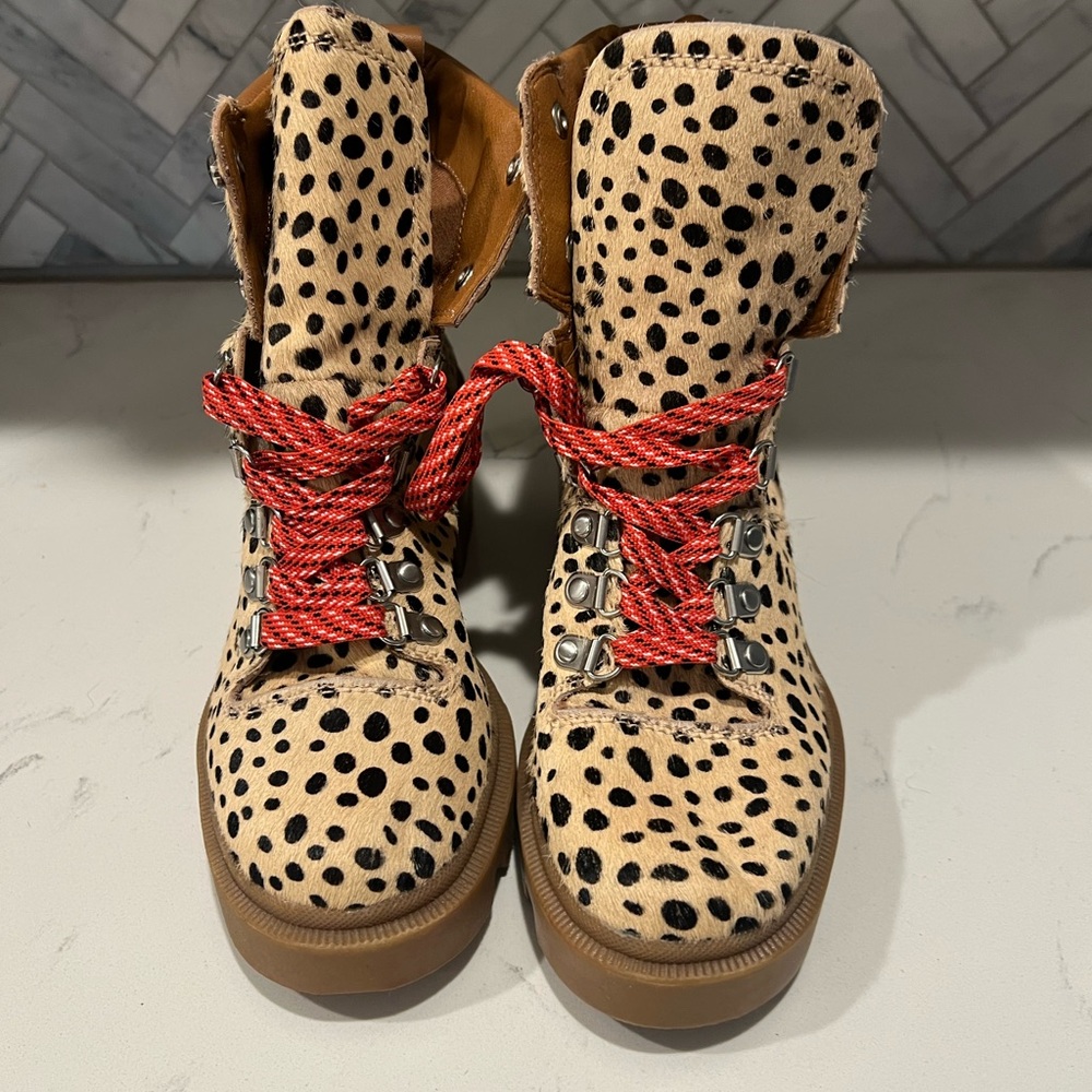 Dolce Vida Boots- 6.5 - worn once